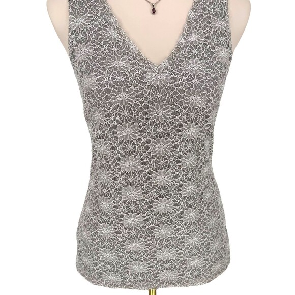 Banana Republic Floral Lace Overlay Tank Top Size XS Gray Career Office NWT - Picture 4 of 13